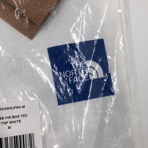 The NorthFace Short Sleeve shirt NIP